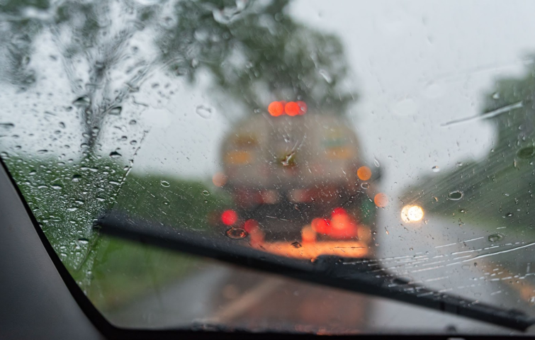 Chuva na Estrada: Como Dirigir com Segurança em Dias de Tempo Instável